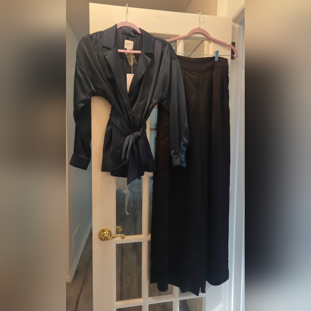 Misa Los Angeles Black Flowing Wide-Leg Pants - Picture 8 of 8